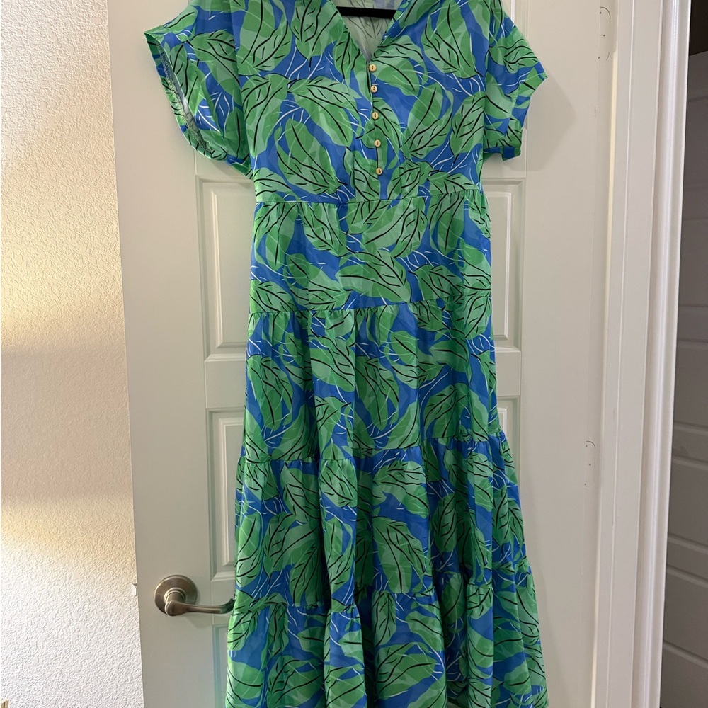 She + Sky Green and Blue Leaf Maxi Dress